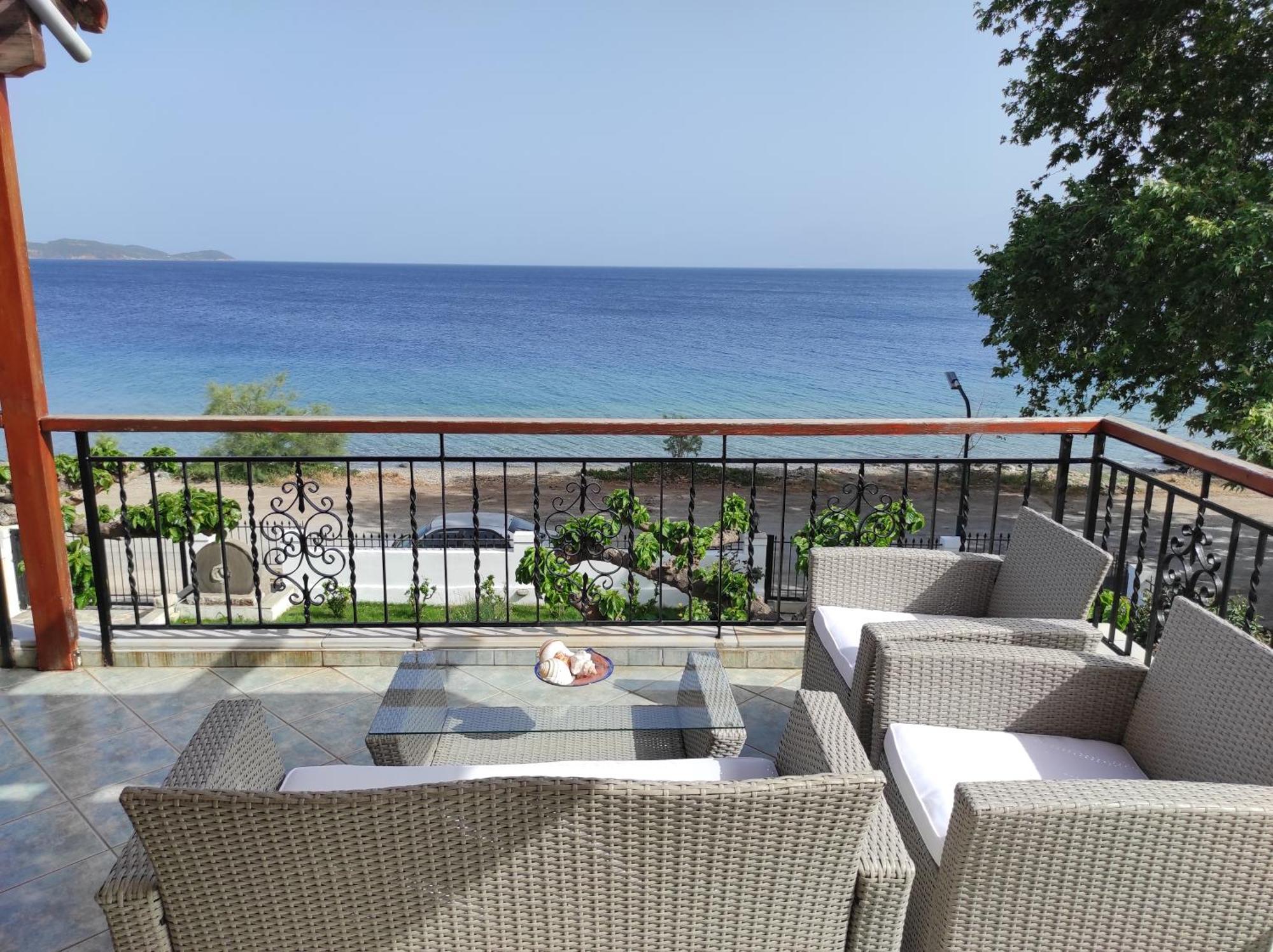 Tas Millstone Seaside House Villa มาราไธอัส ภายนอก รูปภาพ
