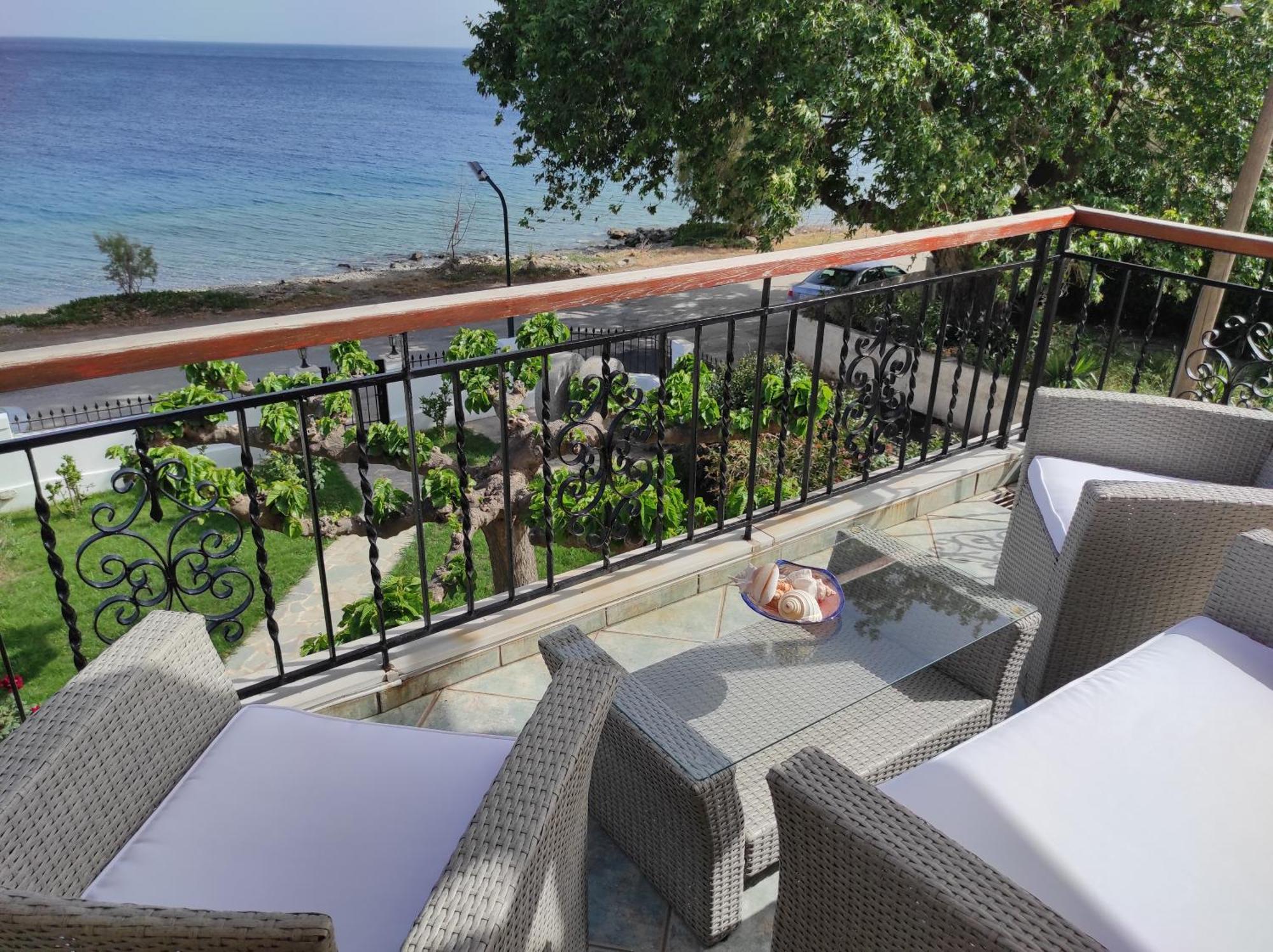 Tas Millstone Seaside House Villa มาราไธอัส ภายนอก รูปภาพ